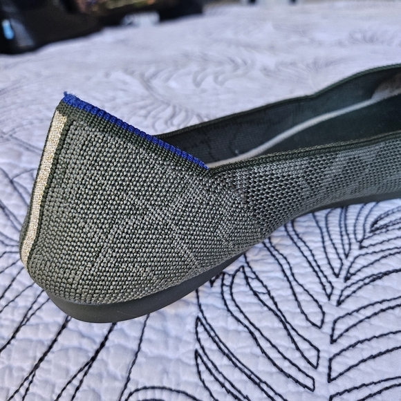 EUC Rothy's The Point Safari Green Giraffe Women’s Size 6.5 - Picture 10 of 16